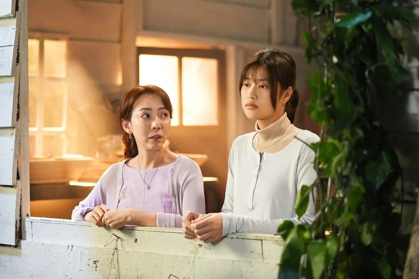 “Nụ hôn bạc tỷ” lọt top 10 phim Việt có doanh thu cao nhất mọi thời đại