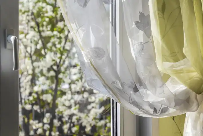 Trang trí khung cửa sổ, điều không thể thiếu khi bạn muốn decor lại căn nhà của mình - ảnh 17